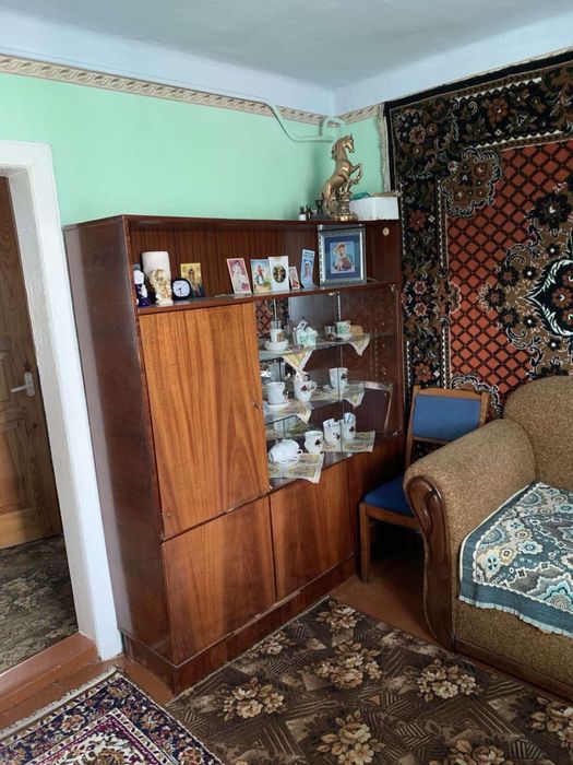 Продаж будинку з землею