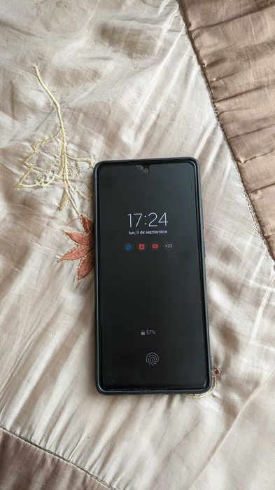 Samsung S20 FE Usado