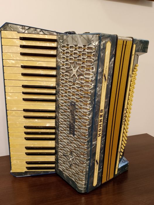 HOHNER Tango IV 120 bas