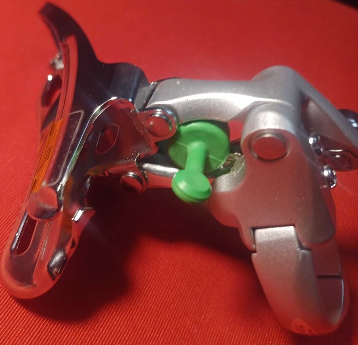 Przerzutka przednia Shimano 700CX