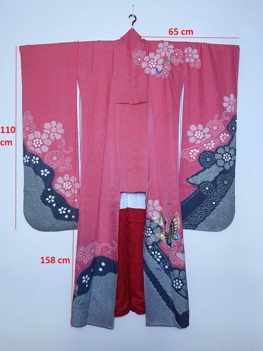 Japońskie kimono furisode