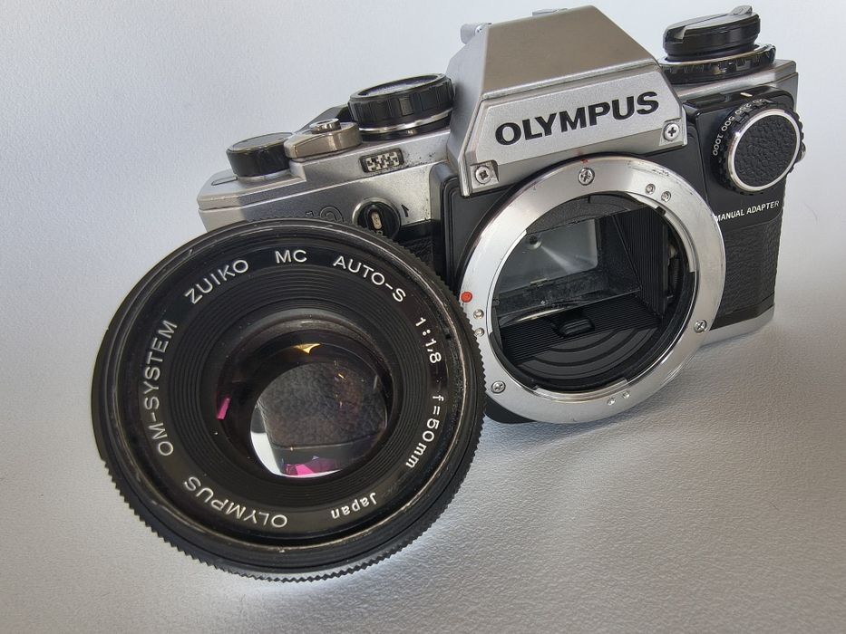 Olympus OM10 + Zuiko 50mm f1.8 funcionais