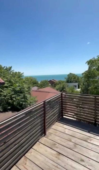 Продам дачу біля моря