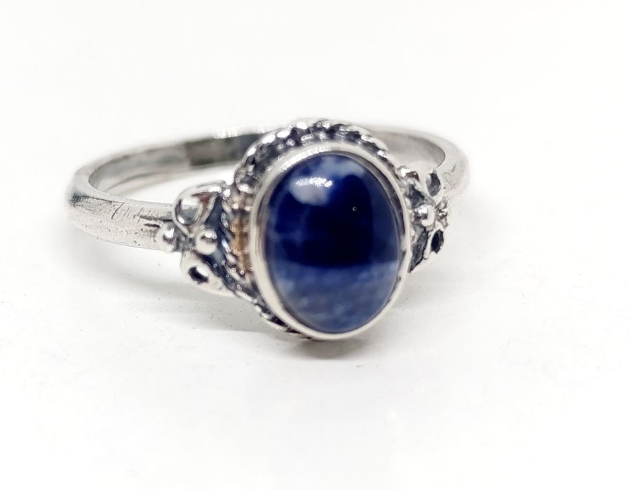 Pierścionek srebrny lapis lazuli rozmiar 16