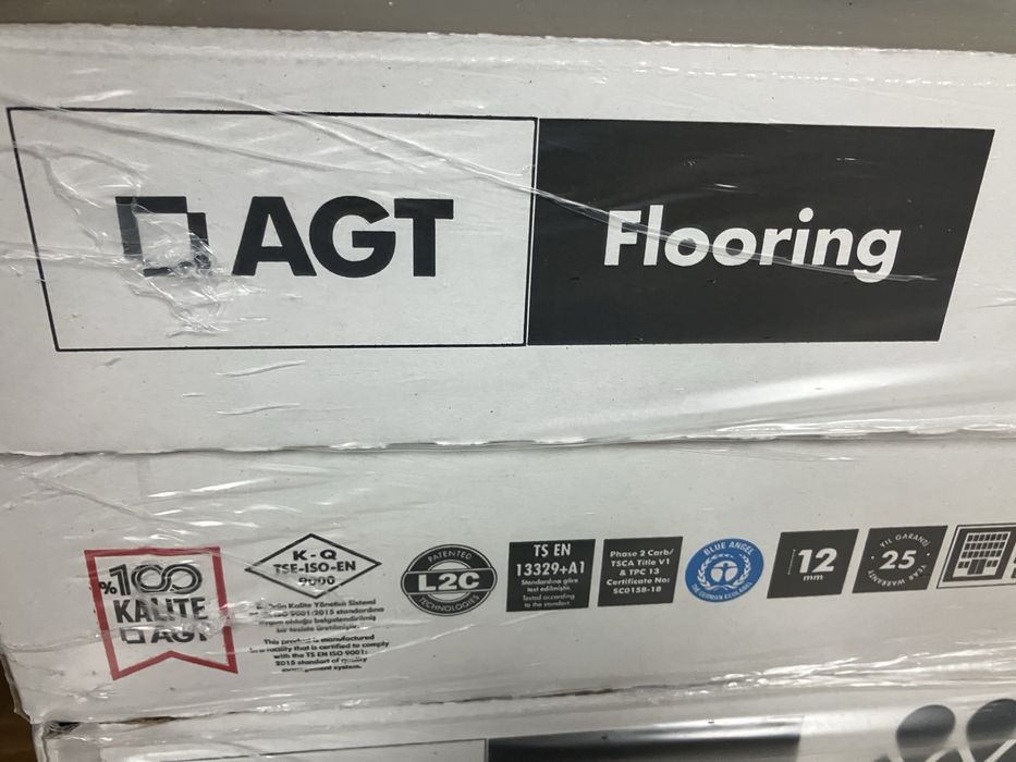 AGT PRK924 Namaste 12mm 1195x189mm AC5V4 WP 24H panele laminowane