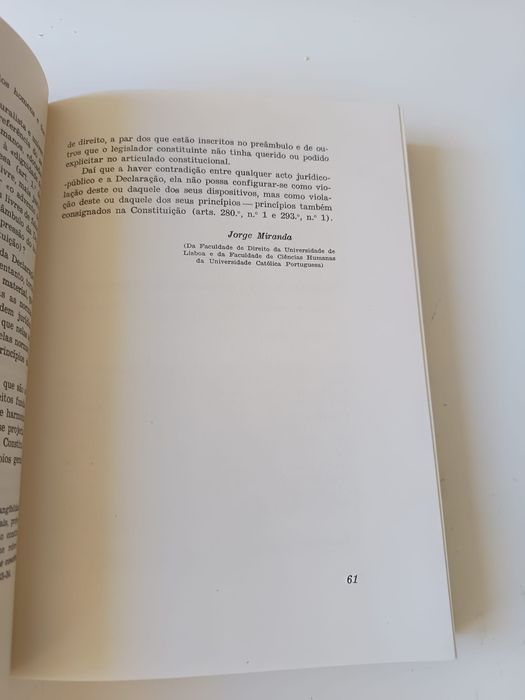 Estudos sobre a constituição
