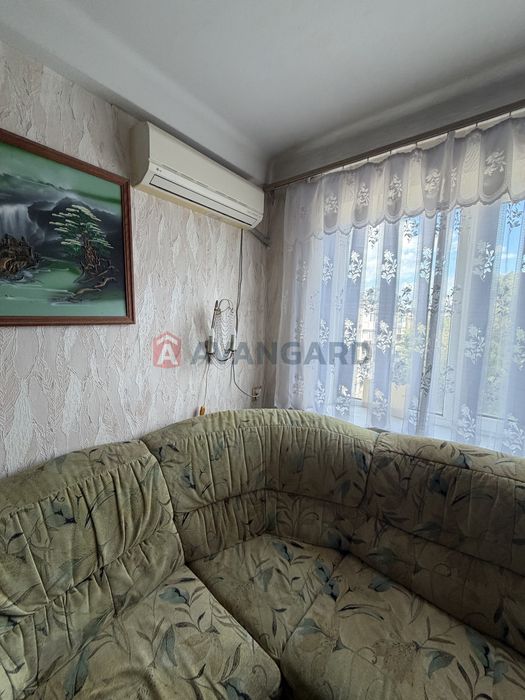 Продам 2-х кімнатну квартиру.