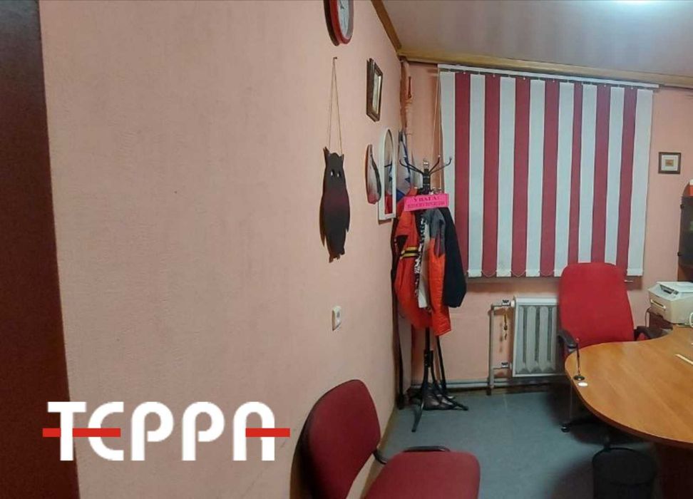 Продаж нежитлового приміщення, цоколь, пр. Металургів