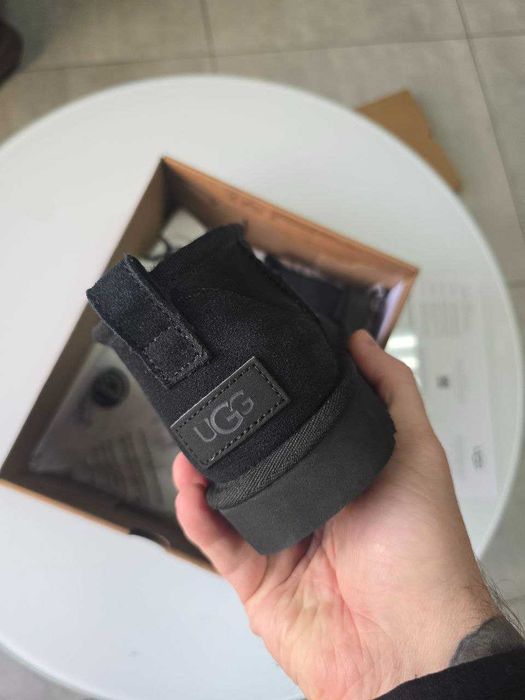 Укорочені жіночі уггі Ugg Classic Ultra Mini угги платформа 3см 4 колори