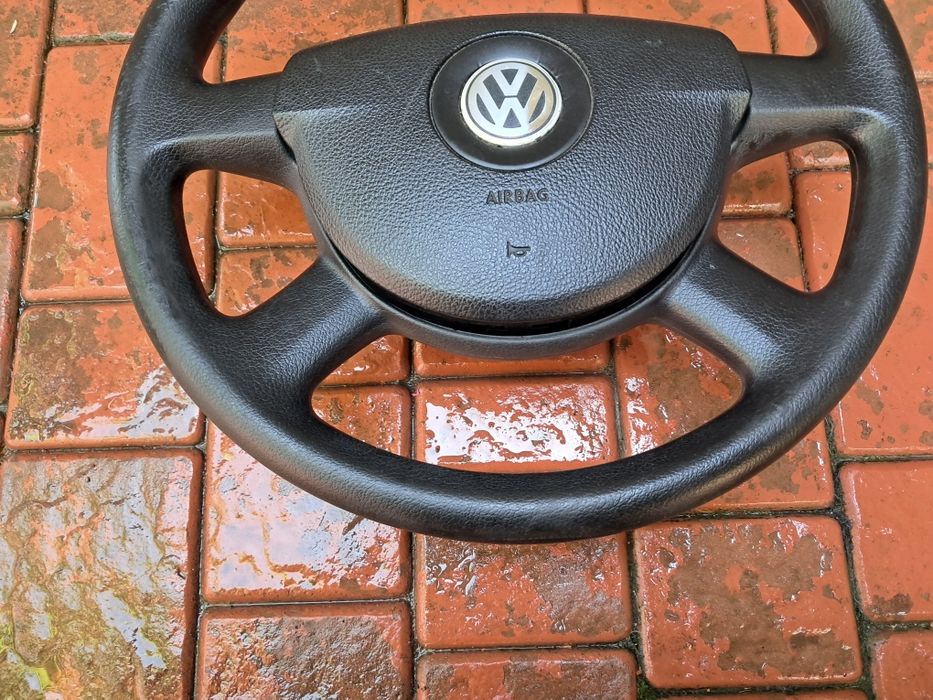 Руль Шкода Фольксваген А5 Тур Суперб Golf Пассат Джетта Т4 Т5