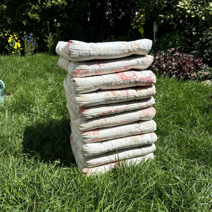 poduszka na krzesla ogrodowa IKEA Saralotta w kwiaty bawelna