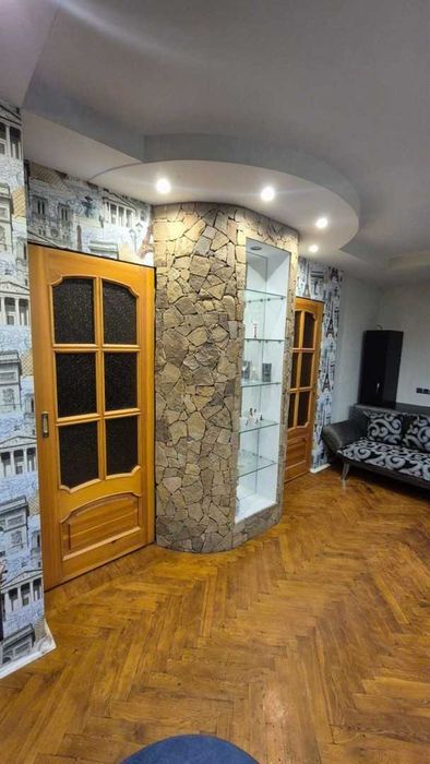 Продам 4 к кв Салтівка ТРЦ УкраЇна Реальна! Є-відновлення! ML