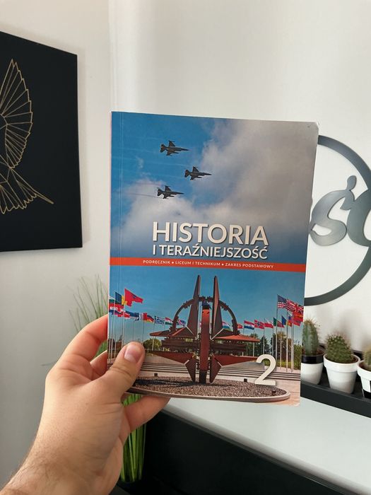 Historia i teraźniejszość 2 podręcznik zakres podstawowy