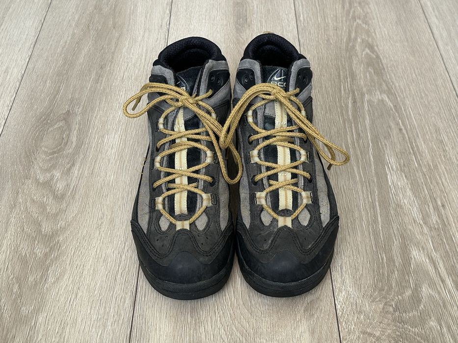 Вінтажні черевики Nike ACG