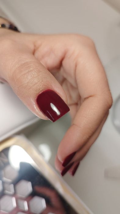 Stylizacja brwi Stylizacja paznokci Luboń