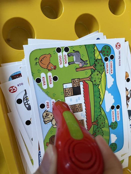 Gra edukacyjna „Mówiące pióro” Clementoni