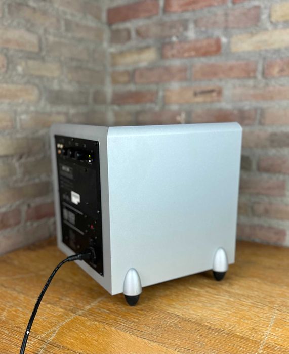 Subwoofer KEF PSW2010 – 250 W, zakres 30-150 Hz, świetny stan