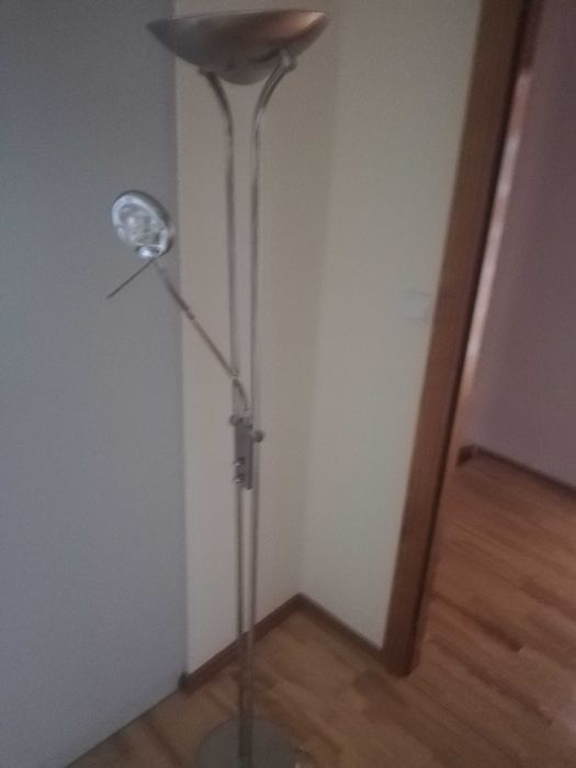 Lampa wolnostojąca z kinkietem