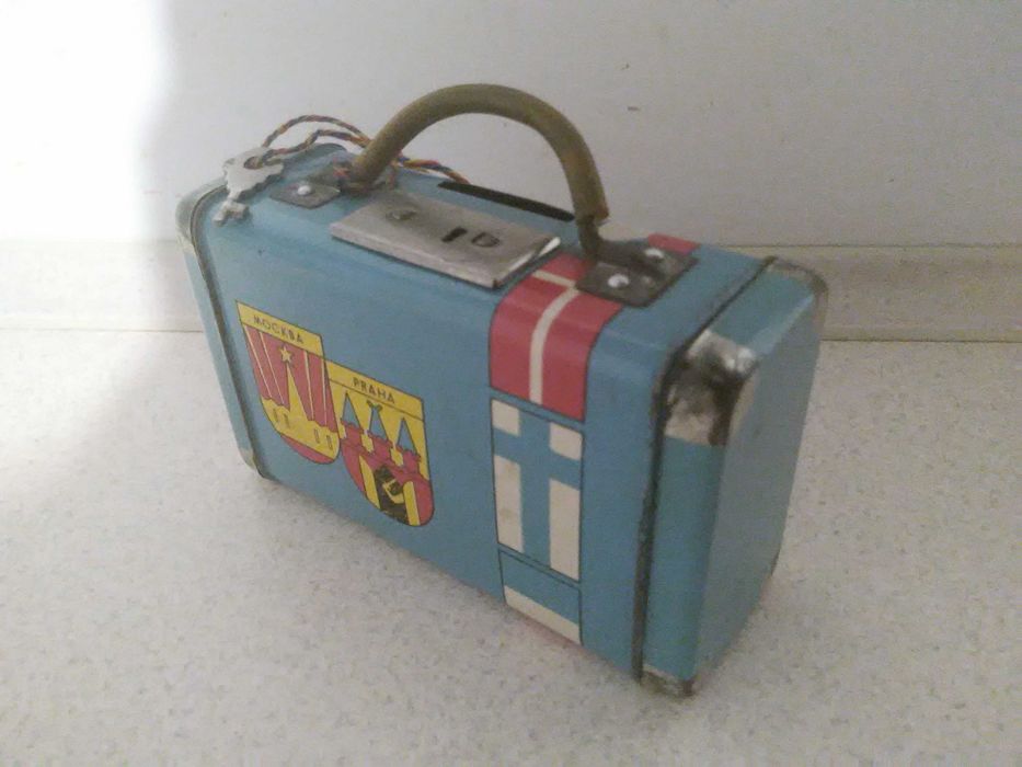 stara zabawka PRL skarbonka walizka CZZ retro kufer antyk zabytek