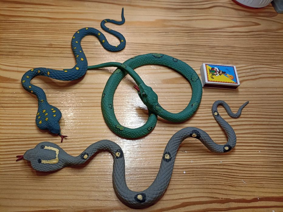 Змії різні резинові