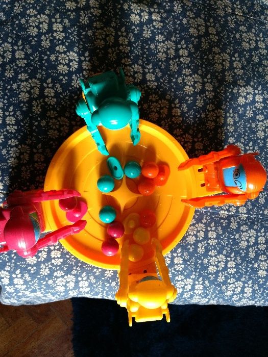 Robots Apanha Bolas - Jogos Concentra