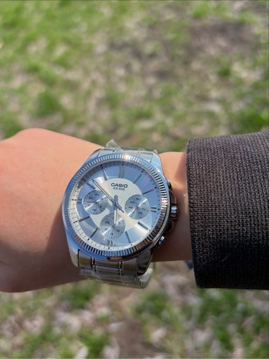 Чоловічий годинник CASIO MTP-1375D-7A.