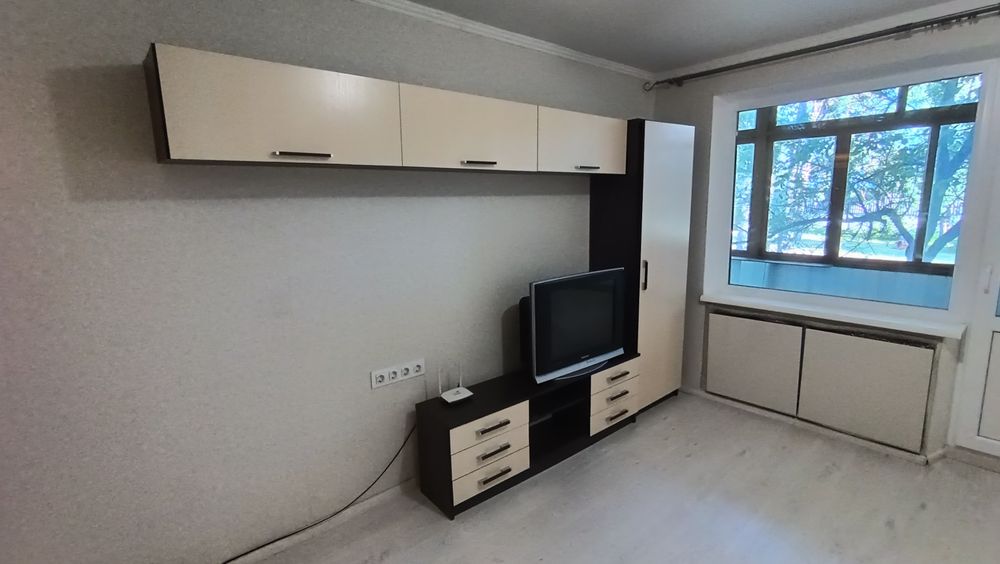 Здам подобово, потижнево, помісячно 1 кімнатну квартиру на 1 поверсі