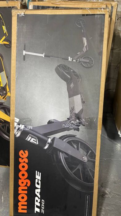 Mongoose MNG TRACE 200 FOLDING SCOOTER два кольори