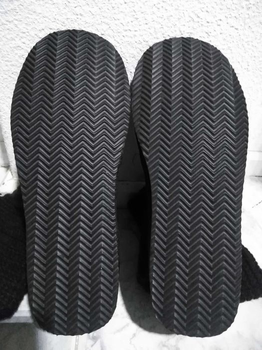 Botas de Malha e Pele Nº41