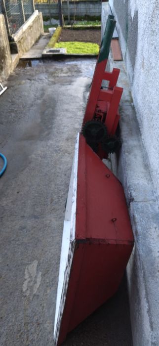 Relador de uvas manual