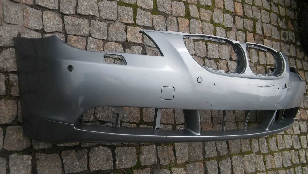 BMW 5,E60,E61,od 03r,zderzak przód,SZARY=SPARKINGGRAPHITE,sprysk,PDCx4