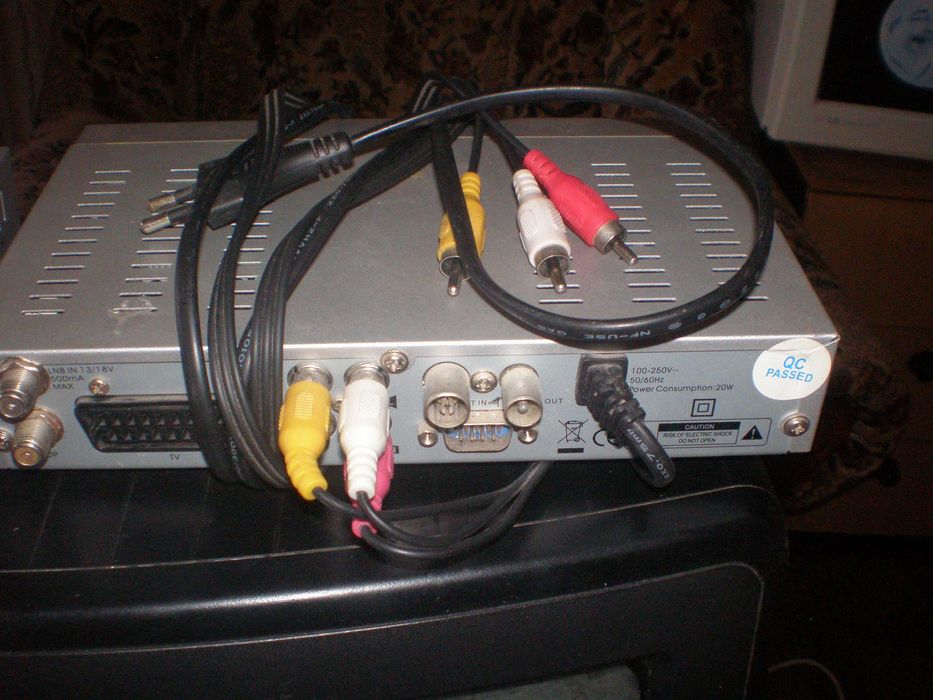 телевиз ШАРП по верт 32  гориз 42см