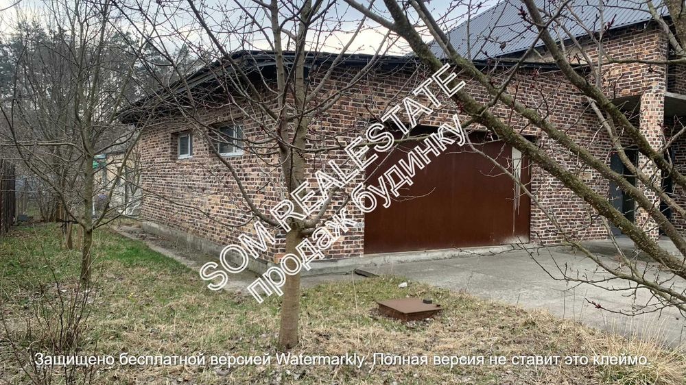 с. Романків, урочище "Голубе озеро", житловий будинок, 600 м2.