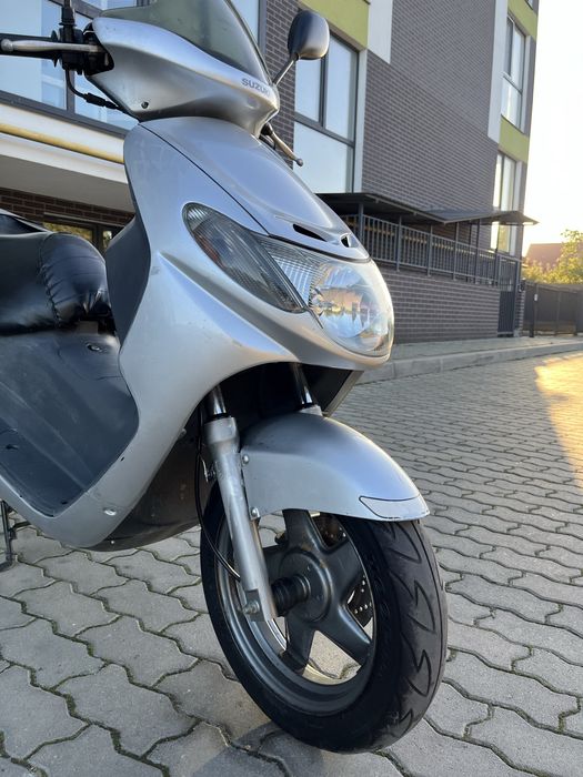 Скутер Suzuki Adress 110