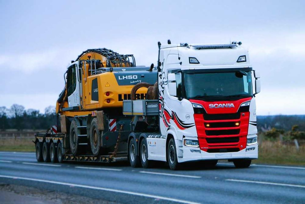 Площадка -- доставка будівельної техніки * оренда -- Тралу -- вигідно!