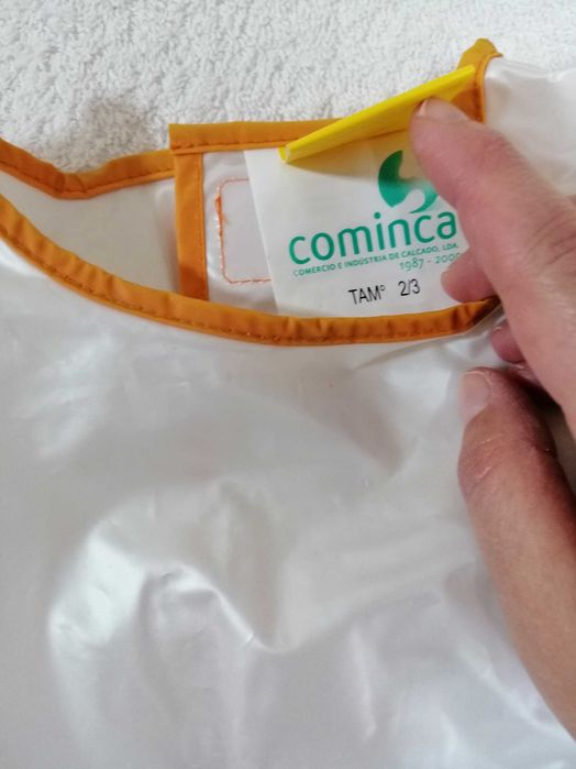 Bata Impermeável, Cominca, 24-36 meses