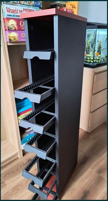 Stojaki na CD marki IKEA