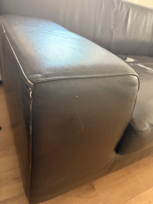 Sofá IKEA KRAMFORS em pele