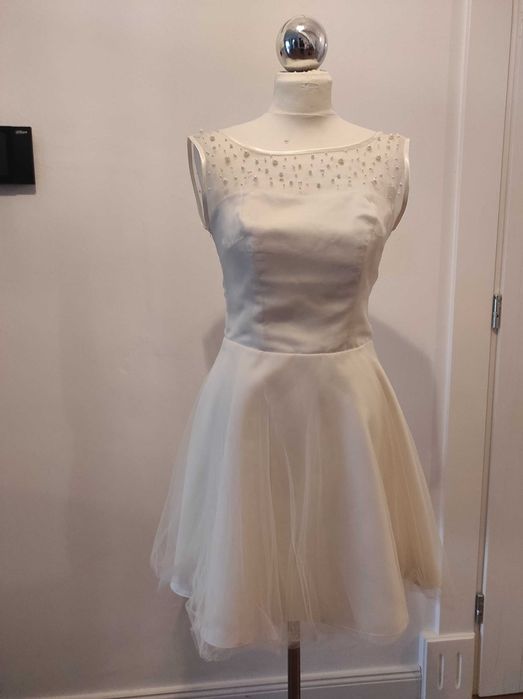 Sukienka kremowa perełki pas rozkloszowana S 36 tiul