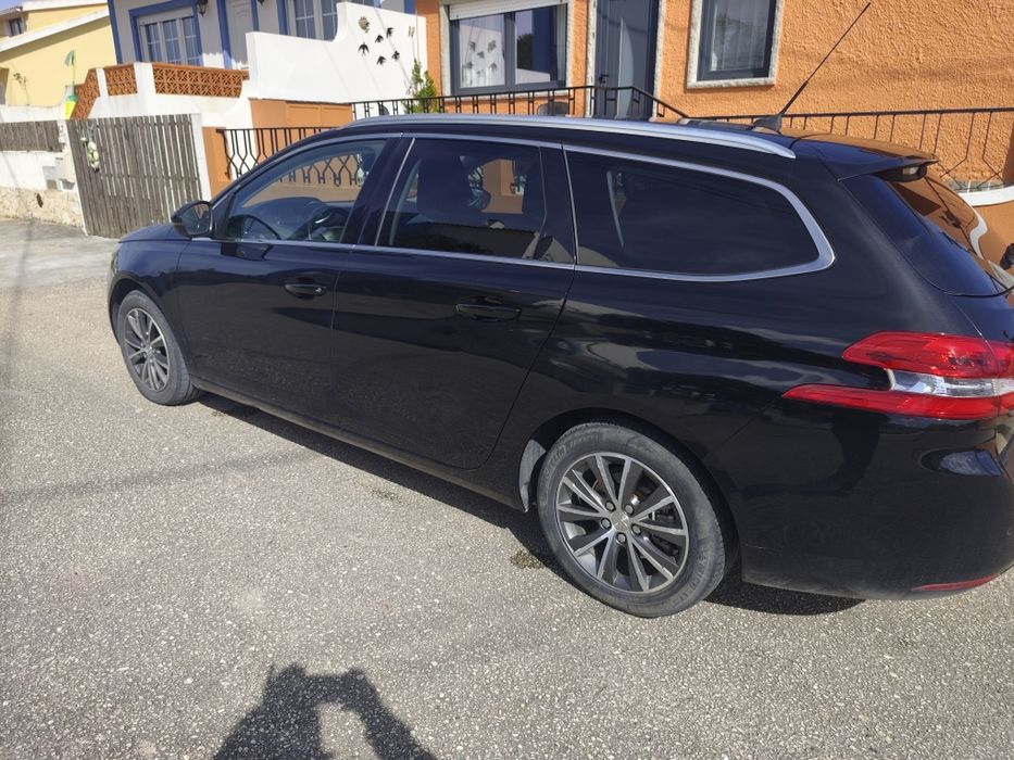 Peugeot 308 sw Allure foto 2