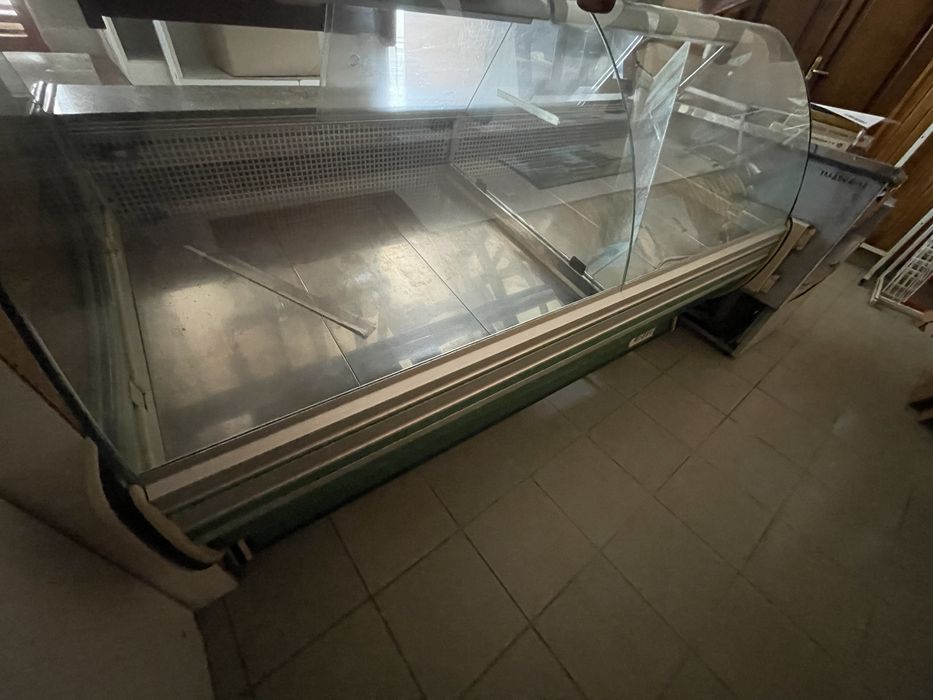 Холодильники і камери