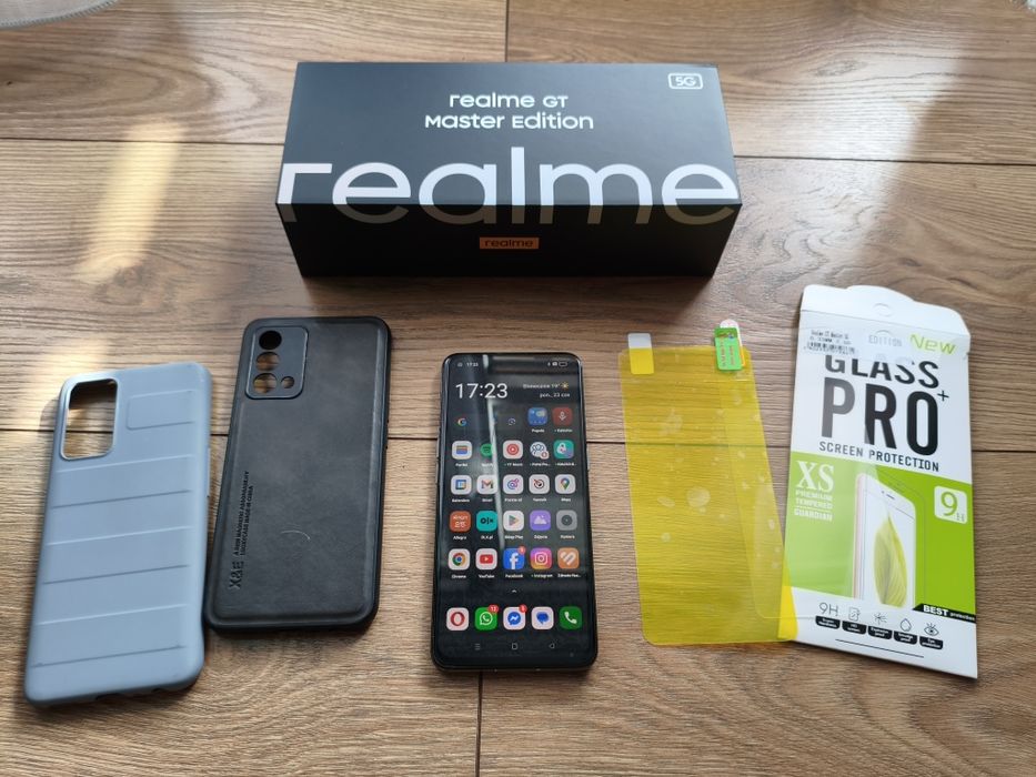 Relme GT master edition + 2 etui + 2 szkło