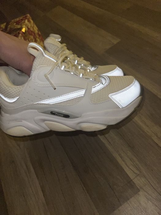 dior b22 white 42