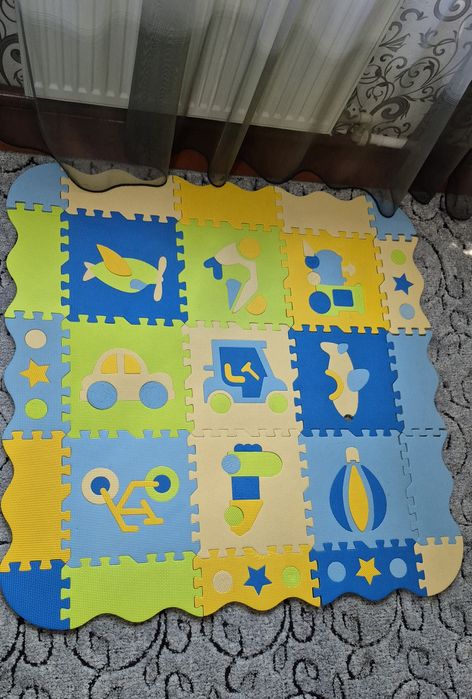 Килимок,не вистачає малесенької деталі