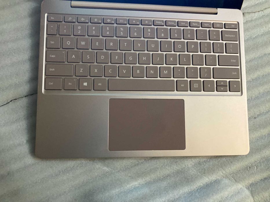 Легкий Тонкий Маленький Мини Ноутбук Microsoft Surface Laptop Go i5/8