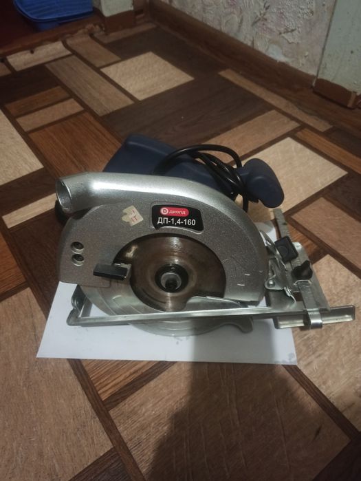 Продам ручную пилу