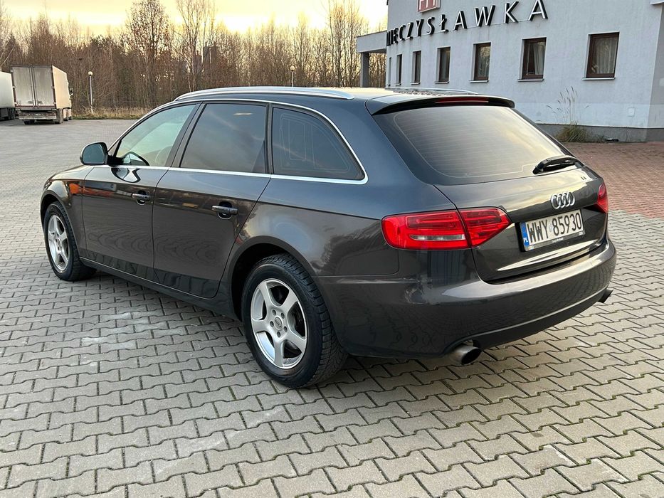 Audi A4 B8 Avant*2.0T**