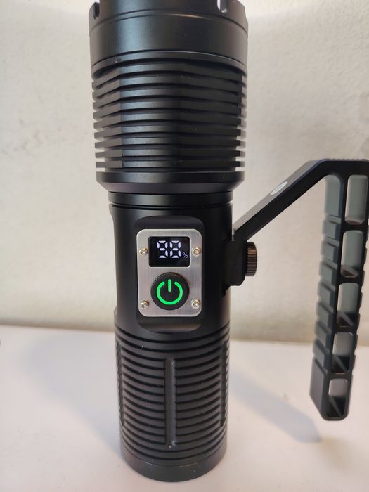 XHP160  - 16 LED's - 5.000 lúmens – alta potência e longo alcance