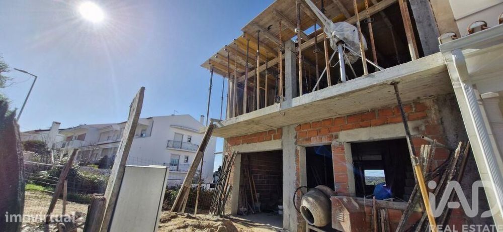 Casa / Villa T3 em Rio Maior de 265,00 m2