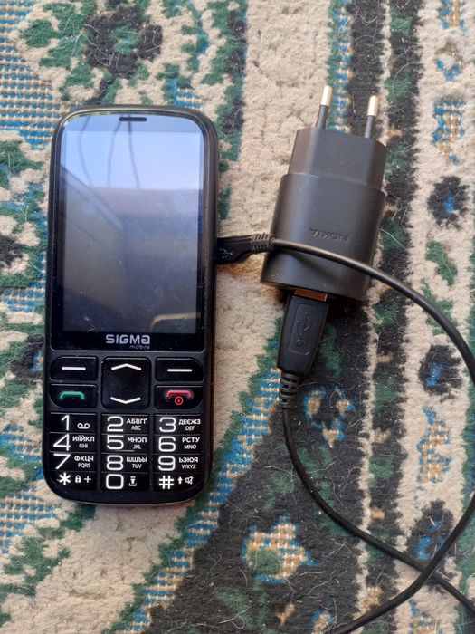 Мобильный телефон Sigma, под ремонт или на запчасги